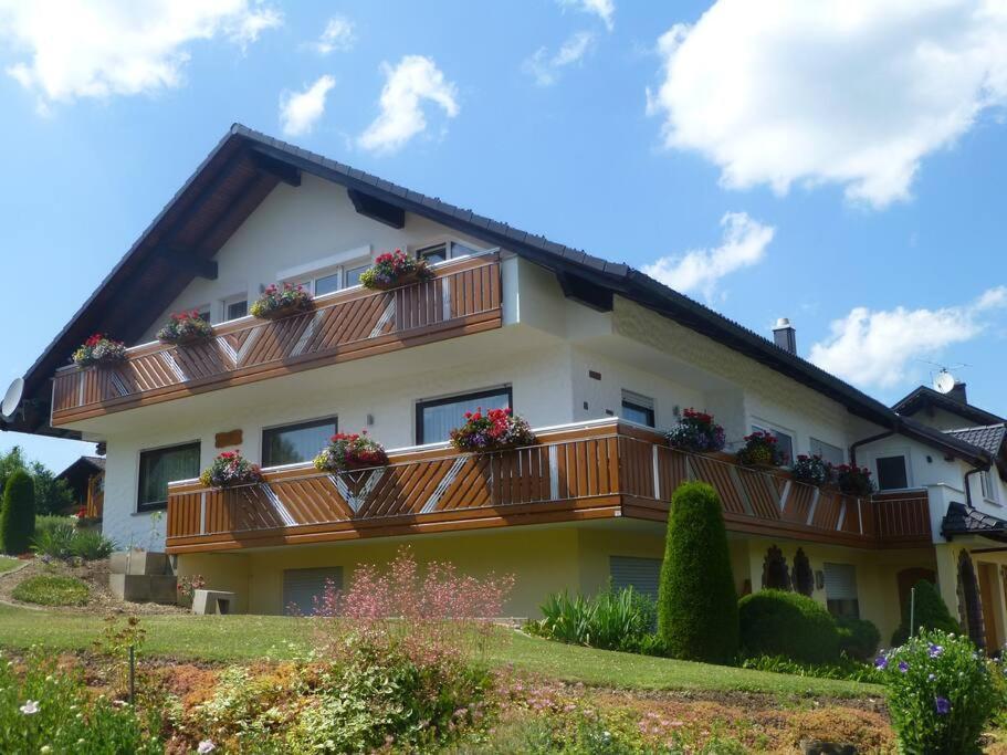 Moderne Ferienwohnung - Neu Renoviert - Ruhige Lage Waldachtal Kültér fotó