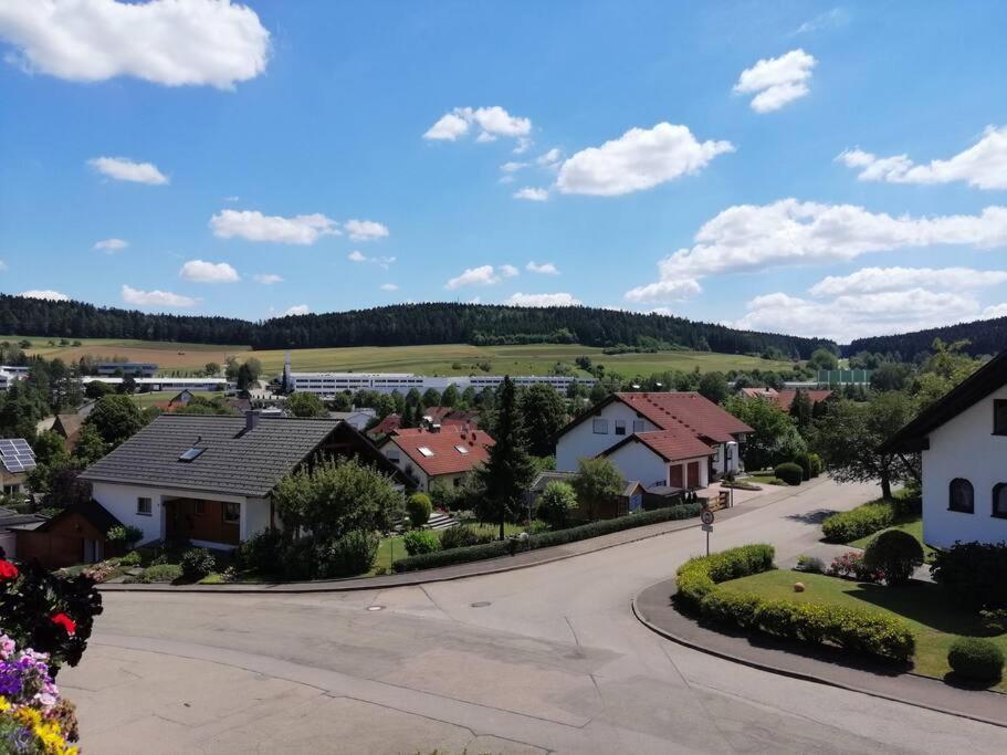 Moderne Ferienwohnung - Neu Renoviert - Ruhige Lage Waldachtal Kültér fotó