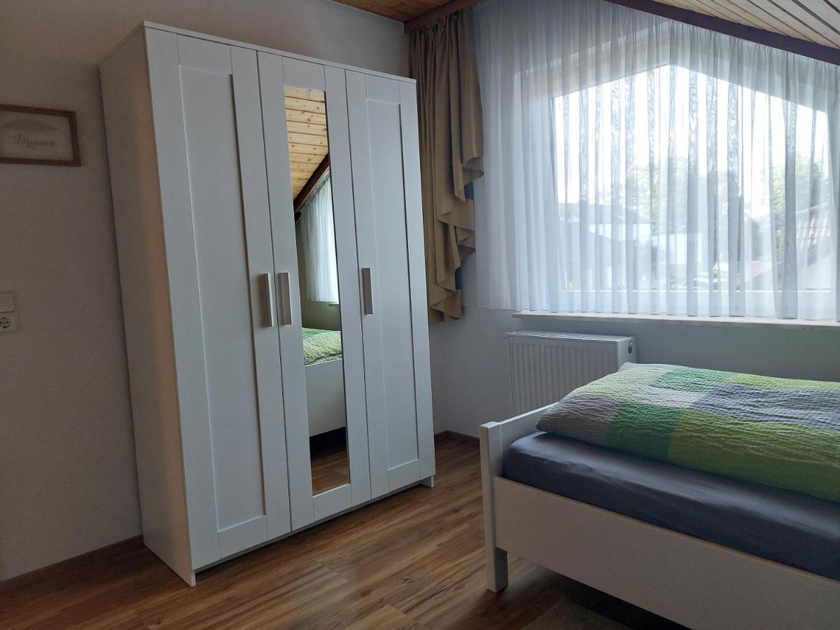 Moderne Ferienwohnung - Neu Renoviert - Ruhige Lage Waldachtal Kültér fotó